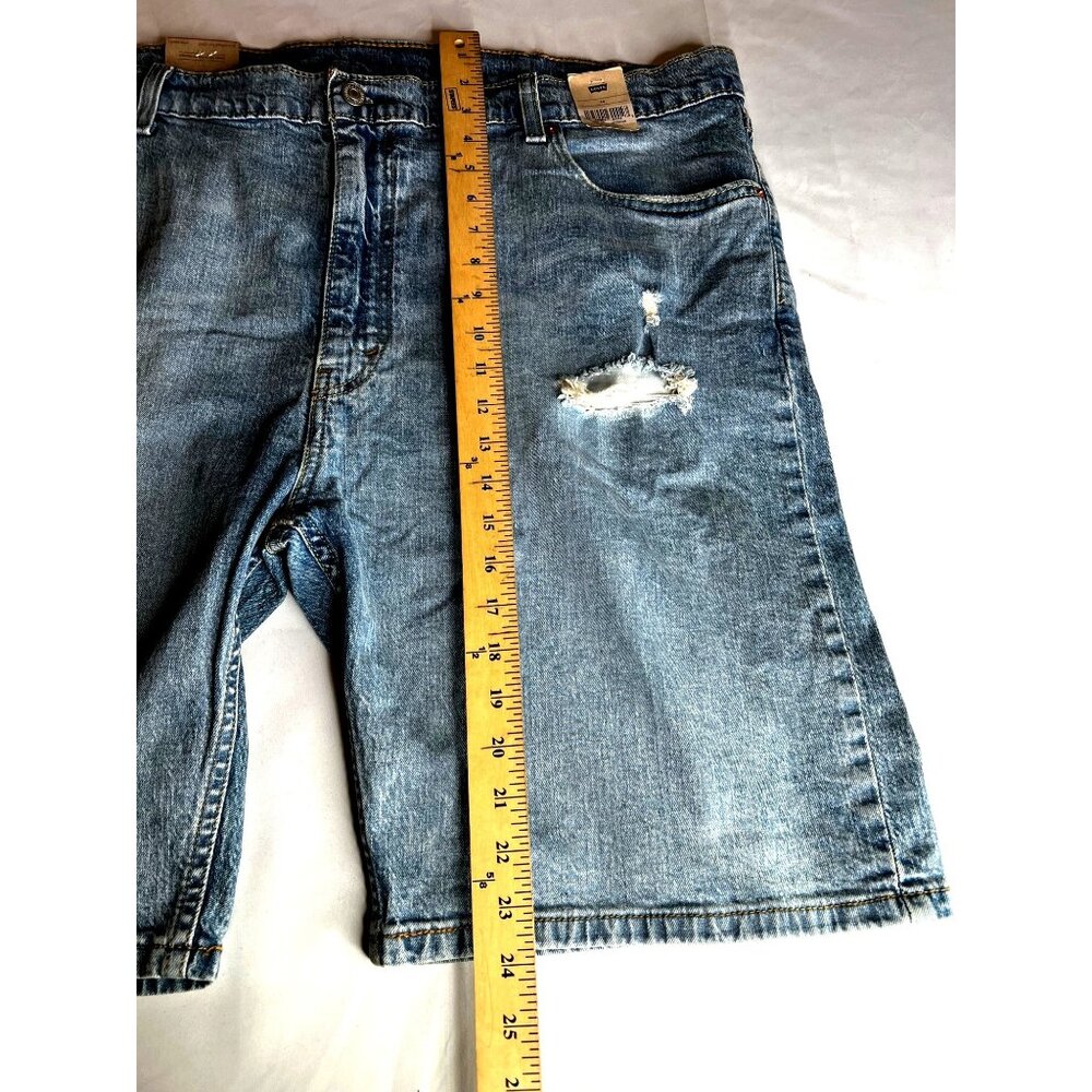 Levis Strauss & Co. 405 Standard Denim Shorts Light Wash W44 - Picture 9 of 10